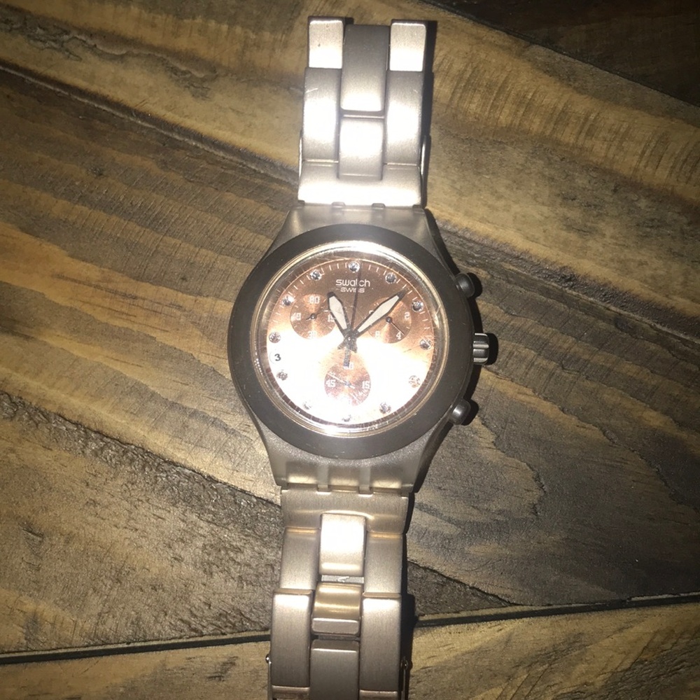 Rose gold Swatch